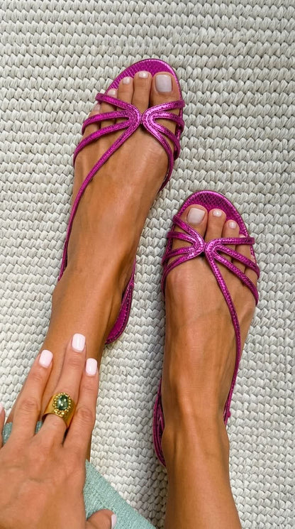 Ginebra | Sandalias Doradas Elegancia Veraniega