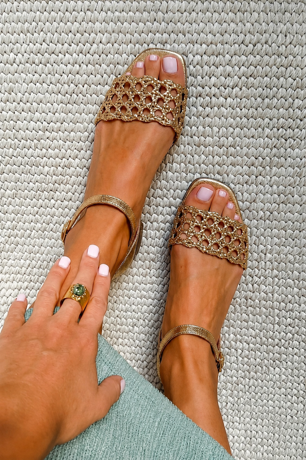 SANDALIAS CLARA™