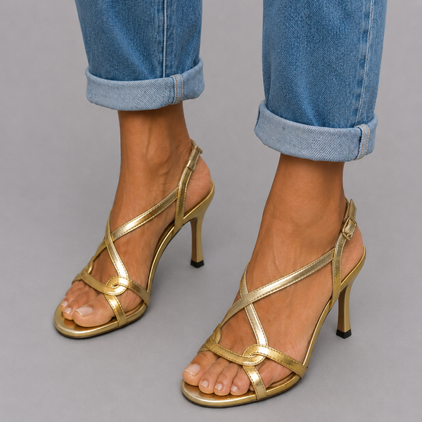 Lara | Tacones con Encanto Dorado de Verano