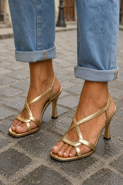 Elisa | Sandalias Doradas Encanto del Verano