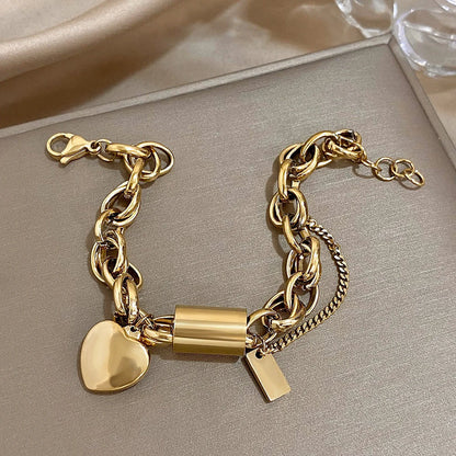 Pulsera Gruesa Acorazonada | Oro