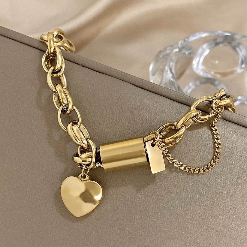 Pulsera Gruesa Acorazonada | Oro