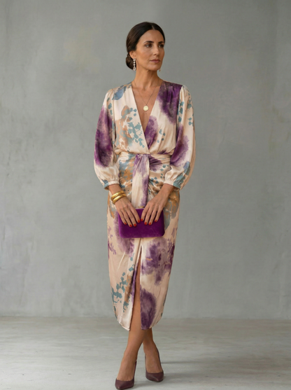 Valeria - Conjunto elegante con escote en V