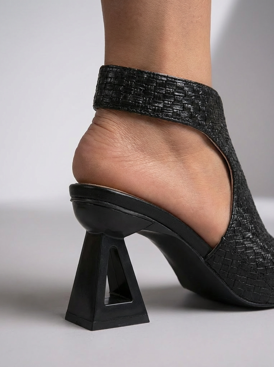 INÉS | Sandalias elegantes trenzadas
